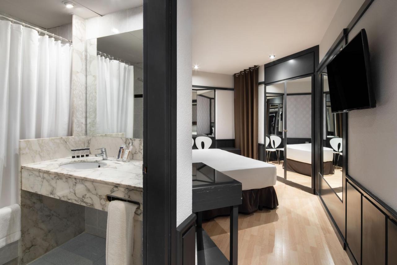 Hotel Punt 14 กาวา ภายนอก รูปภาพ