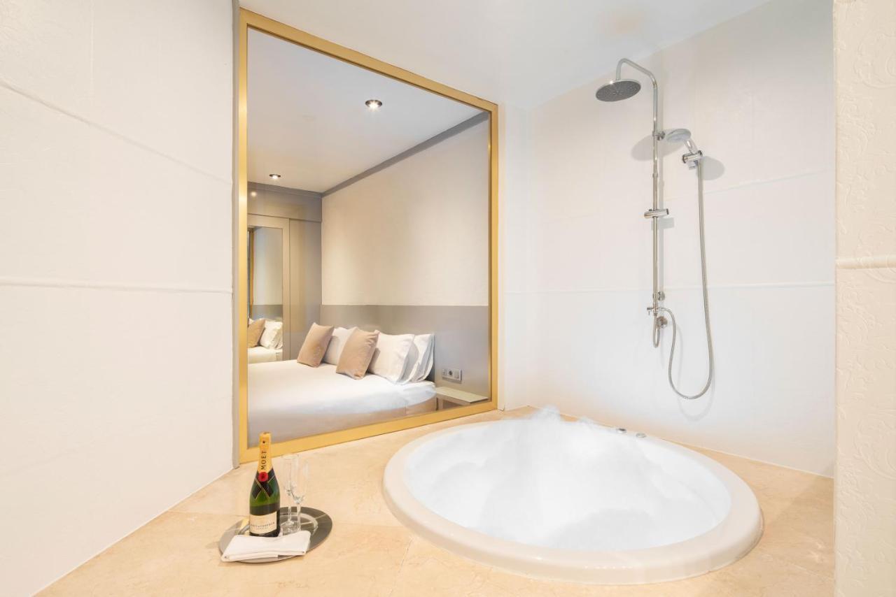 Hotel Punt 14 กาวา ภายนอก รูปภาพ